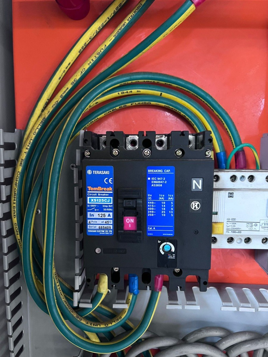 Gabinete Electricidad En Impecable Estado Con Llaves - Imagen 4